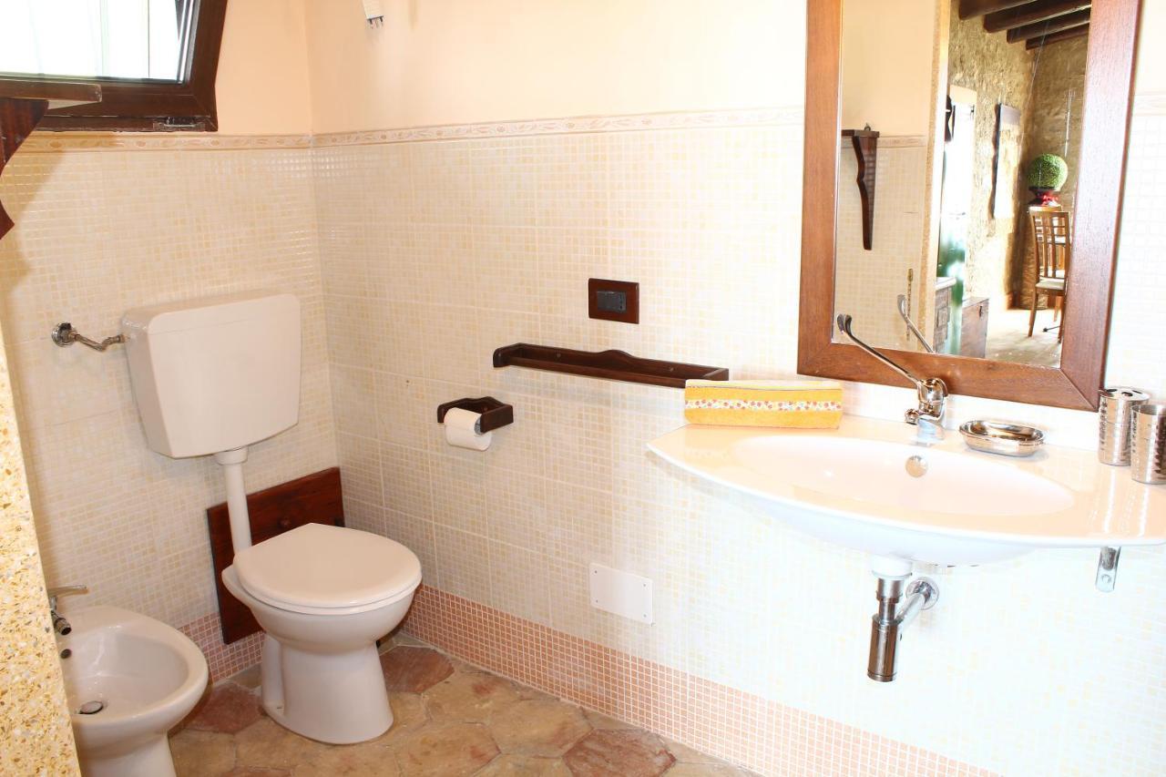 Casale Maddalena Villa Карини Екстериор снимка
