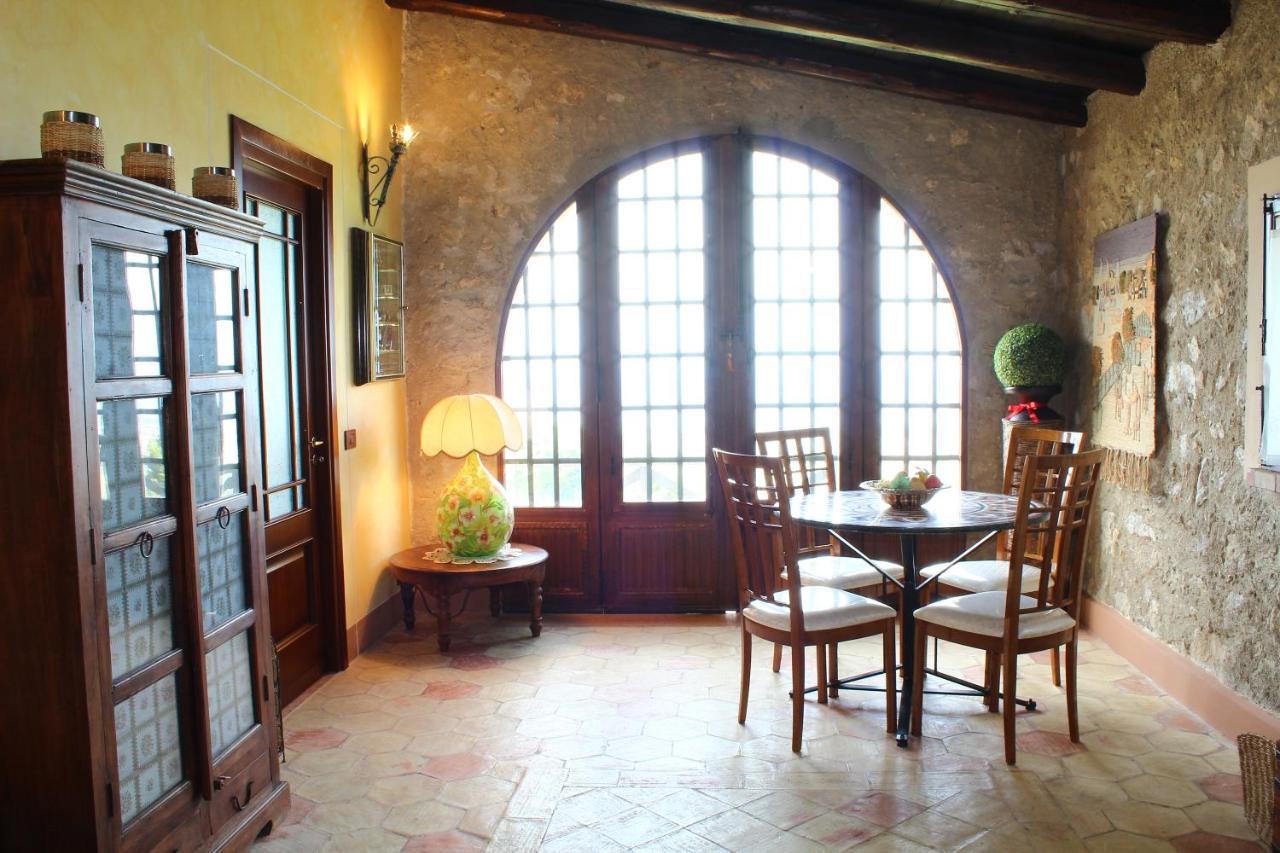 Casale Maddalena Villa Карини Екстериор снимка