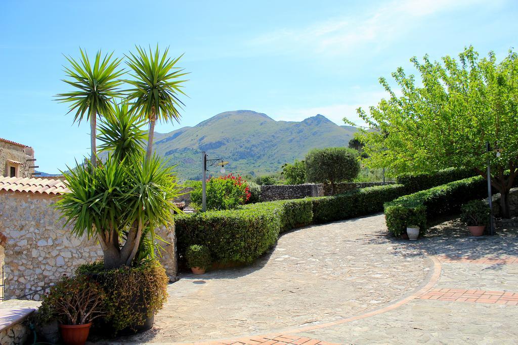Casale Maddalena Villa Карини Екстериор снимка