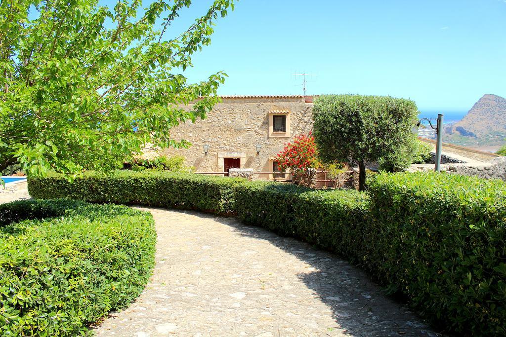 Casale Maddalena Villa Карини Екстериор снимка