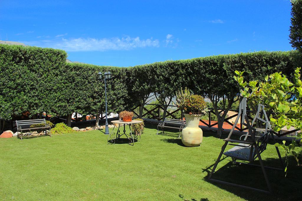 Casale Maddalena Villa Карини Екстериор снимка