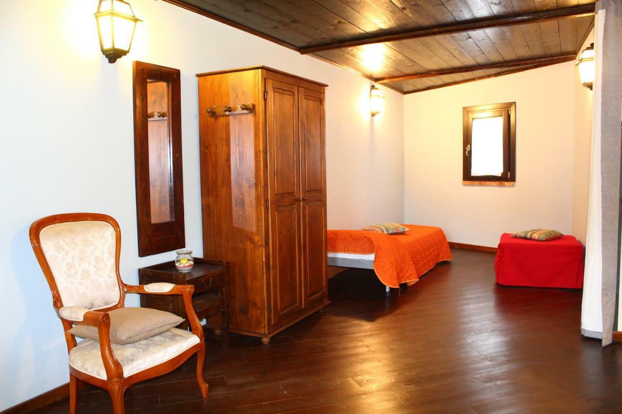 Casale Maddalena Villa Карини Екстериор снимка